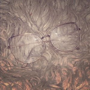 STYLISH FASHION GLASSES